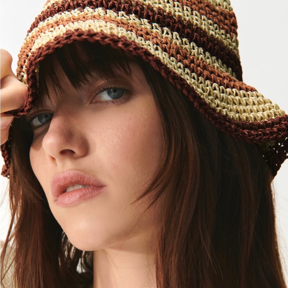 Zara striped bucket hat